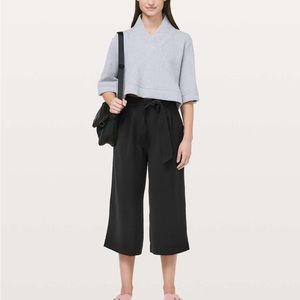 Lululemon Noir Crop Pants